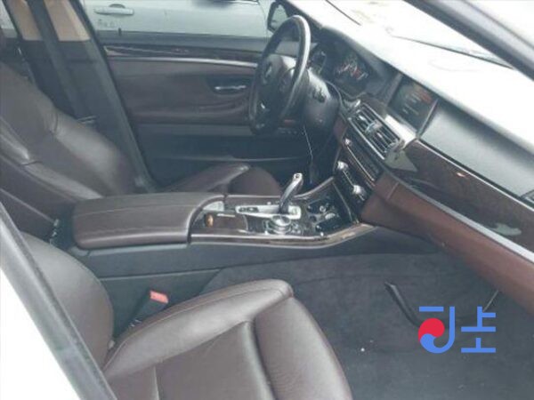 2015 BMW 520d xDrive White — WBA5E7108FG155665 - Image 6