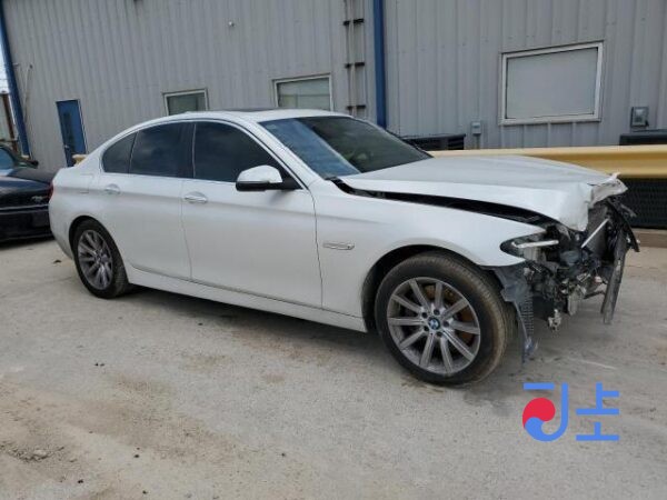 2015 BMW 520d White — WBA5E5107FG066433 - Image 4