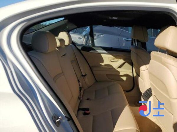 2015 BMW 520d xDrive White — WBA5E7103GG156952 - Image 7