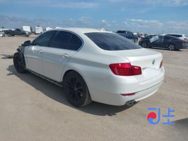 2016 BMW 520d White — WBA5E5101GG200399 - Image 2