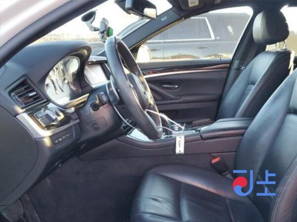 2016 BMW 520d White — WBA5E5101GG203612 - Image 7