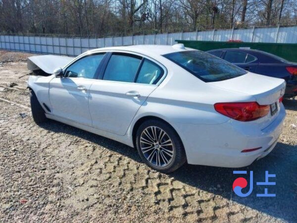 2017 BMW 520d White — WBAJC310XJG995498 - Image 2