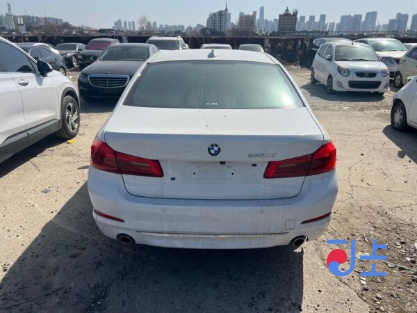 2017 BMW 520d White — WBAJC3109JG995928 - Image 4