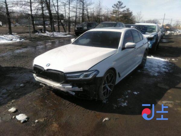 2017 BMW 550d xDrive White — WBAJD7102JBC86469
