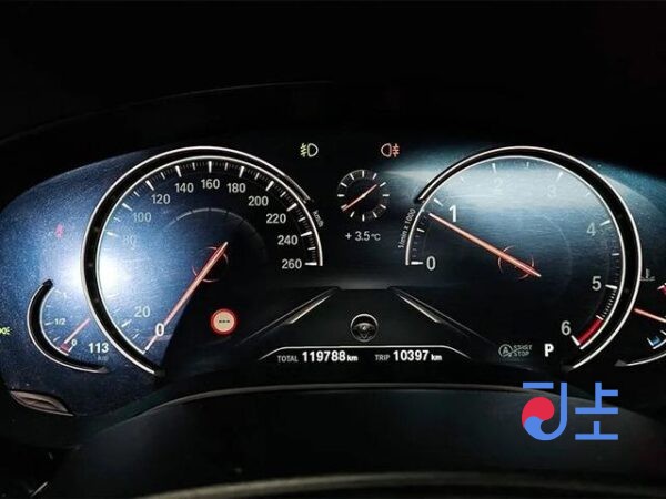 2017 BMW 520d Black — WBAJC310XHG466496 - Image 5