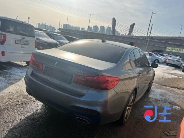 2017 BMW 520d Gray — WBAJC3106HG856754 - Image 2