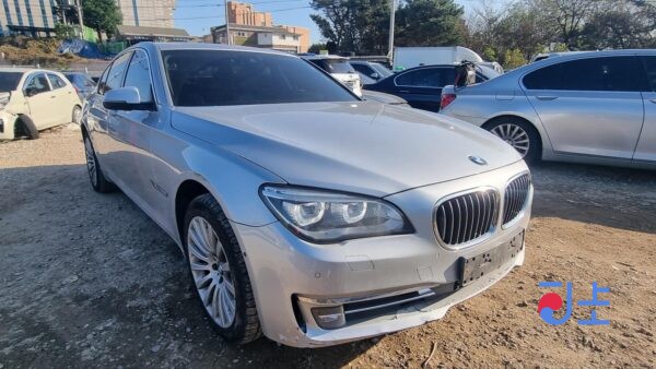 2013 BMW 730Ld xDrive Silver — WBAYC4105DDZ75038 - Image 4