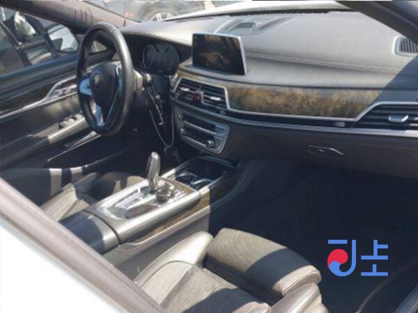 2016 BMW 730d xDrive White — WB7C4103GG640780 - Image 5