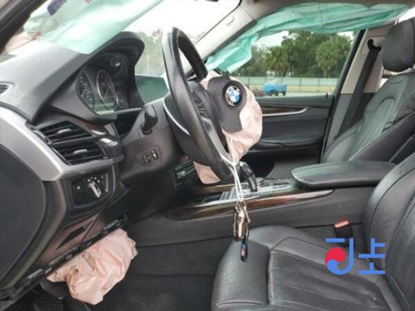 2015 BMW X5 xDrive30d WHITE — WBAKS410XF0H59692 - Image 7