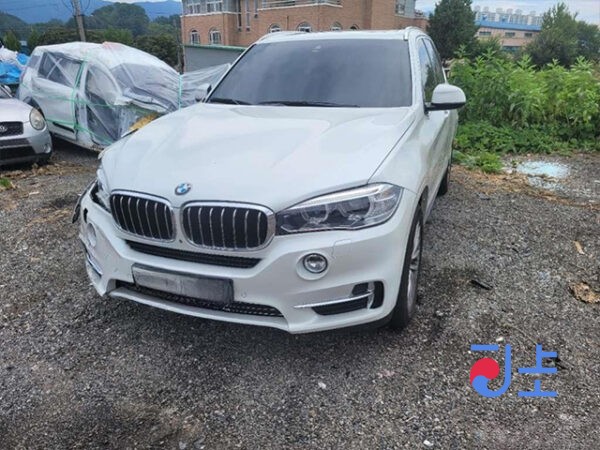 2016 BMW X5 xDrive30d WHITE — WBAKS4105GOR82334 - Image 5