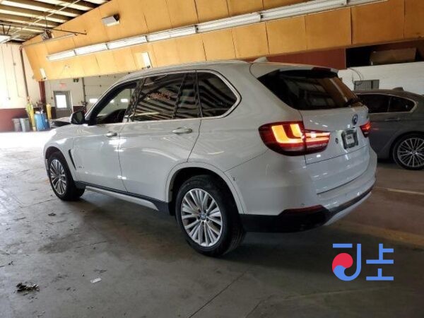 2016 BMW X5 xDrive40d WHITE — WBAKS6108G0N64264 - Image 2
