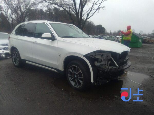 2017 BMW X5 xDrive30d WHITE — WBAKS4101H0R95101 - Image 4