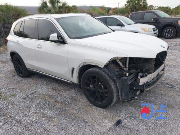2019 BMW X5 M50d White — WBACV0101KLB13079 - Image 4