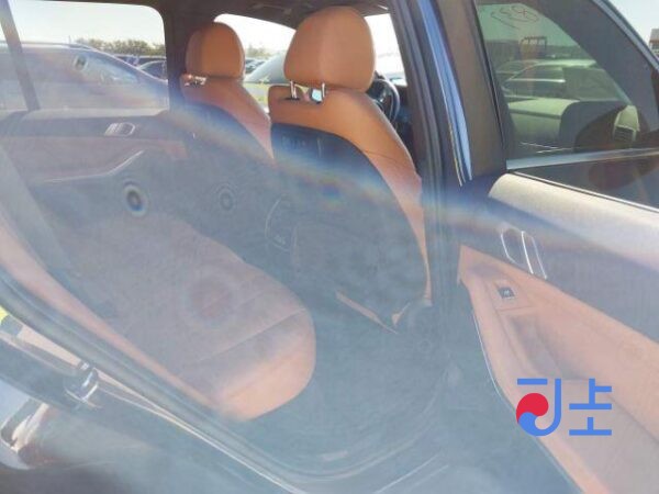 2019 BMW X5 30d xDrive Blue — WBACV6105LLK24445 - Image 6
