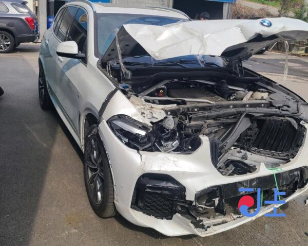 2020 BMW X5 xDrive30d WHITE — WBAJU8104M9F05935 - Image 4