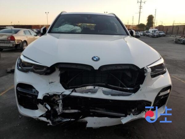 2022 BMW X5 xDrive30d WHITE — WBAJUB101N9N02957 - Image 5