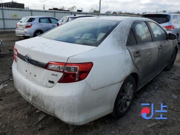 Toyota Camry 2014 White — AVV50-1043055 - Image 3