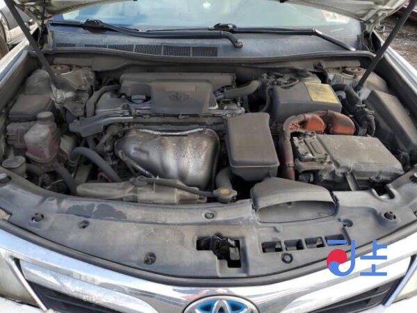 Toyota Camry 2014 White — AVV50-1043055 - Image 9