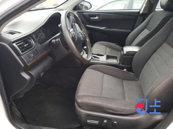 Toyota Camry 2015 White — AVV50-1051767 - Image 7
