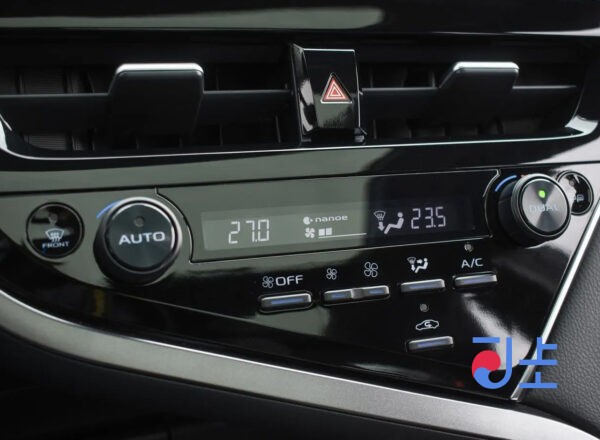 Toyota Camry 2023 Black 3.5L V6 — JTNBZ3HK003031863 - Image 9