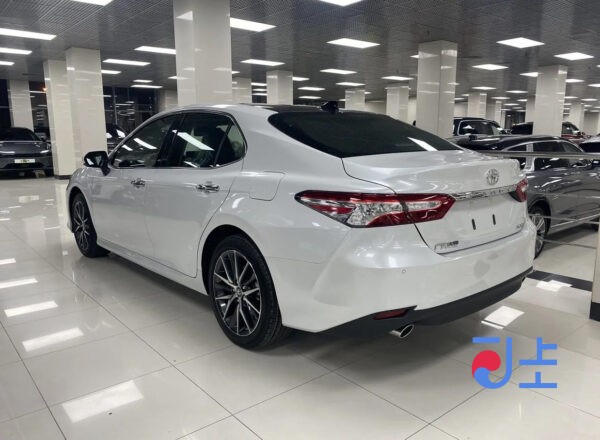 Toyota Camry 2023 White 3.5L V6 — JTNBZ3HK403031915 - Image 3