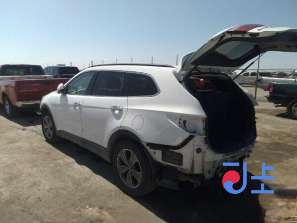 2016 Hyundai SantaFe White - KMHSW81XBGU660943 - Image 3