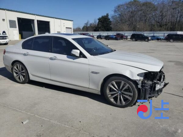 2016 BMW 5-Series 520d White — WBA5E510XGG204709 - Image 5