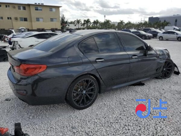 2017 BMW 5-Series 520d Black — WBAJC3101HG922241 - Image 4