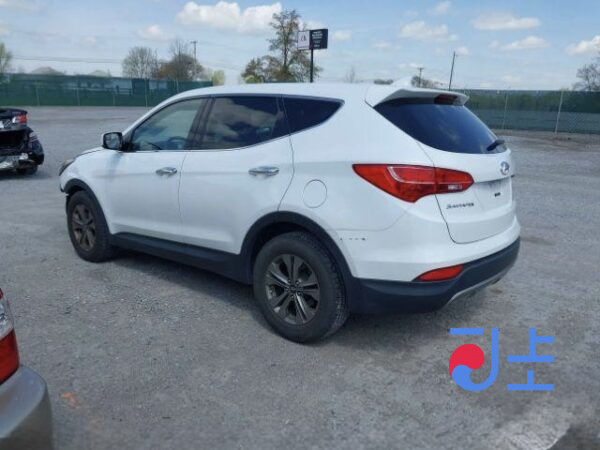2016 Hyundai SantaFe White - KMHSW81UBHU740457 - Image 3