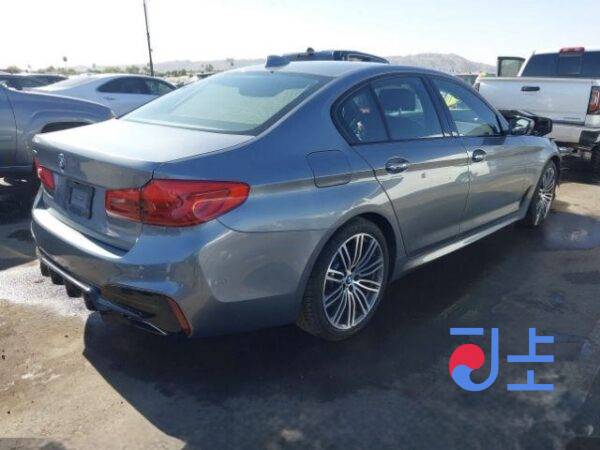 2017 BMW 5-Series 520d xDrive Gray — WBAJC5103HG858926 - Image 4