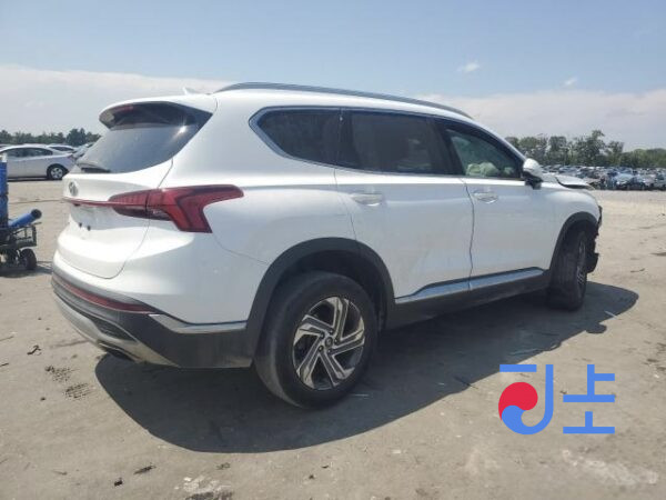 2021 Hyundai SantaFe White - KMHS381HGMU392259 - Image 4
