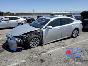 2014 Lexus ES300H Silver — JTHBW1GG0E2060631