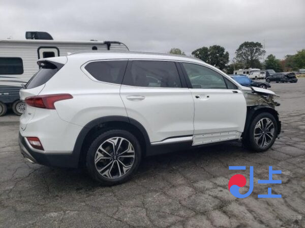 2019 Hyundai SantaFe White - KMHS581ABLU219303 - Image 4