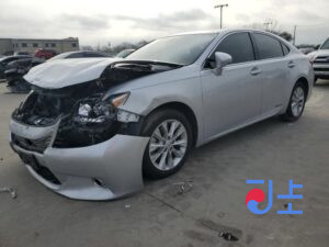 2014 Lexus ES300H Silver — JTHBW1GG8E2073417