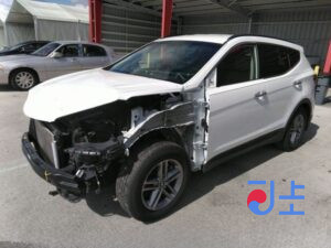 2018 Hyundai SantaFe White - KMHS581ADKU089760
