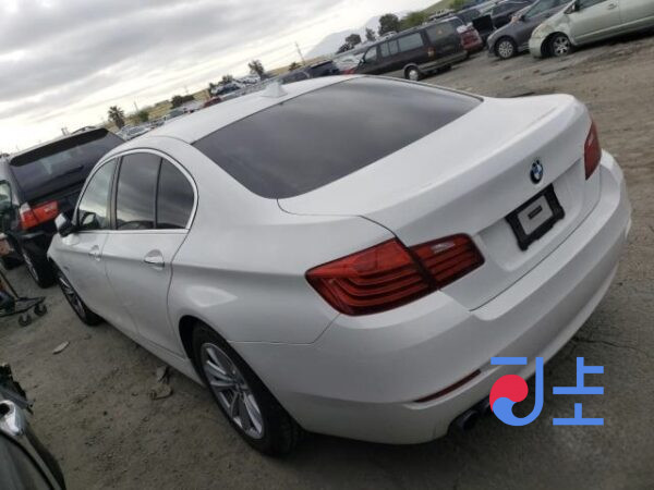 2014 BMW 5-Series 520d White — WBA5C3100ED764666 - Image 3