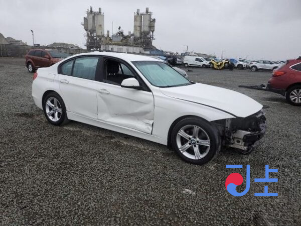 2014 BMW 320d White — WBA3D3101EF894318 - Image 5