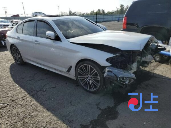 2019 BMW 530i M Sport White — WBAJD3108KB318204 - Image 5