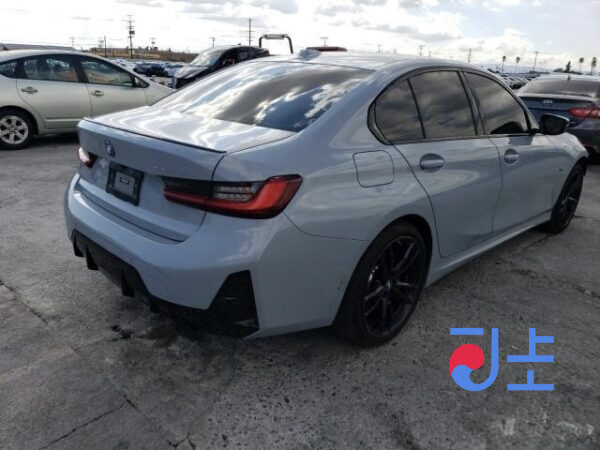 2023 BMW 330e Silver — WBA31FF02PFP17699 - Image 4