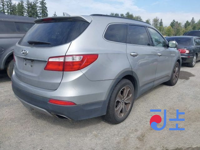 2016 Hyundai SantaFe Gray - KMHSU81UBGU678378 - Image 4