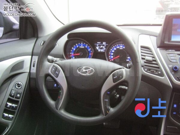 2014 Hyundai The New Avante 1.6 GDi  Style - KMHDG41DBFU266959 - Image 9