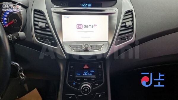 2015 Hyundai The New Avante 1.6 GDi  Smart - KMHDG41DBFU373300 - Image 10