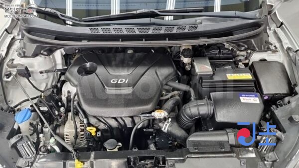 2015 Hyundai The New Avante 1.6 GDi  Smart - KMHDG41DBFU373300 - Image 6