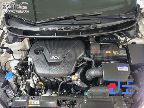 2015 Hyundai The New Avante 1.6 GDi  Mordern - KMHDG41DBFU384802 - Image 6