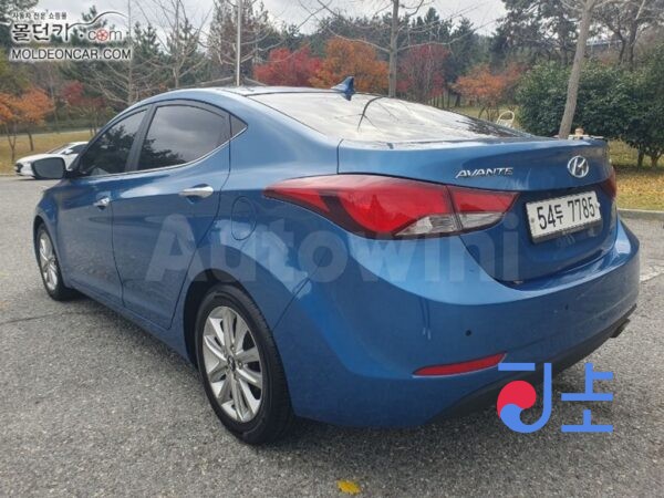 2015 Hyundai The New Avante 1.6 GDi  Mordern - KMHDG41DBFU428513 - Image 3