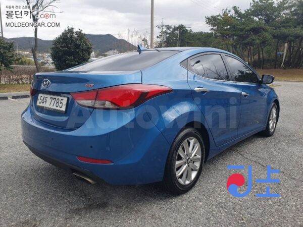 2015 Hyundai The New Avante 1.6 GDi  Mordern - KMHDG41DBFU428513 - Image 4