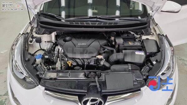 2015 Hyundai The New Avante 1.6 GDi  Mordern - KMHDG41DBGU504007 - Image 6