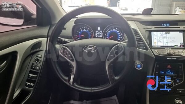 2015 Hyundai The New Avante 1.6 GDi  Mordern - KMHDG41DBGU504007 - Image 9