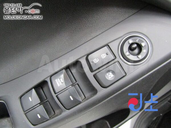 2014 Hyundai The New Avante 1.6 VGT  Style - KMHDG41UBEU173481 - Image 10
