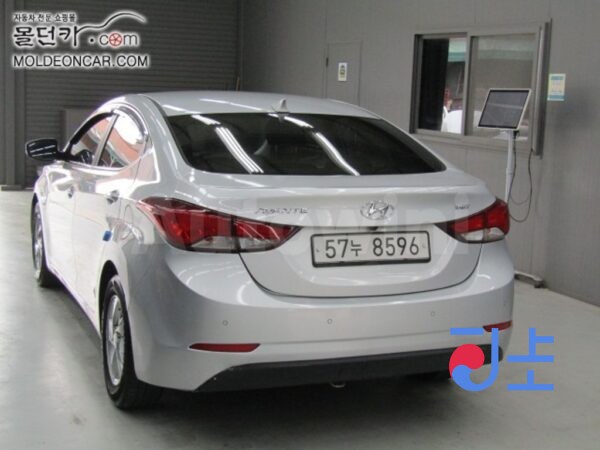 2014 Hyundai The New Avante 1.6 VGT  Style - KMHDG41UBEU173481 - Image 4